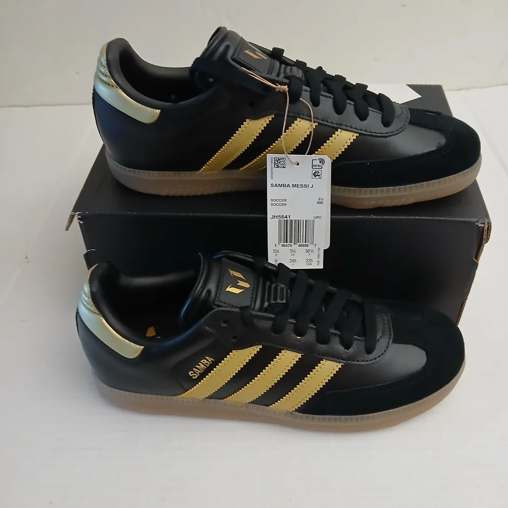 Adidas Samba Black and Gold Sneakers Size 6 New $110 - Picture 8 of 12